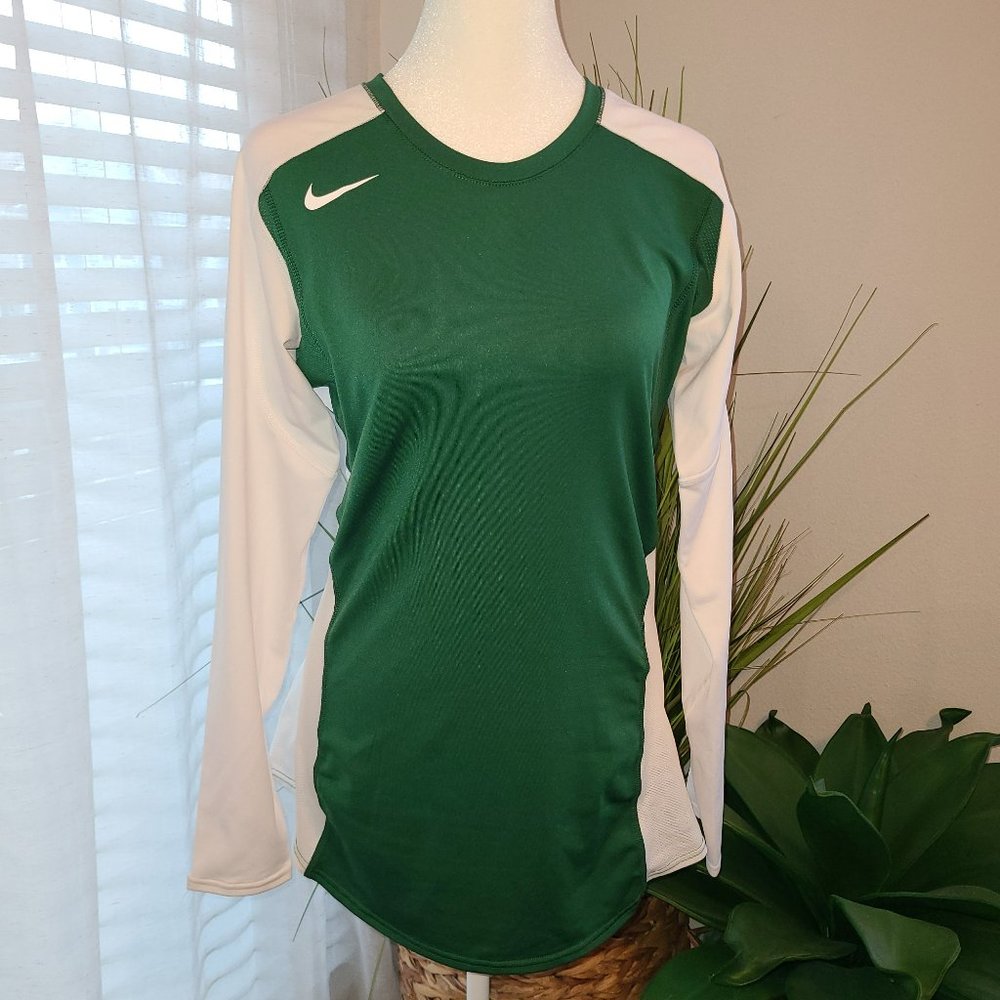 Green and White Nike Long Sleeve